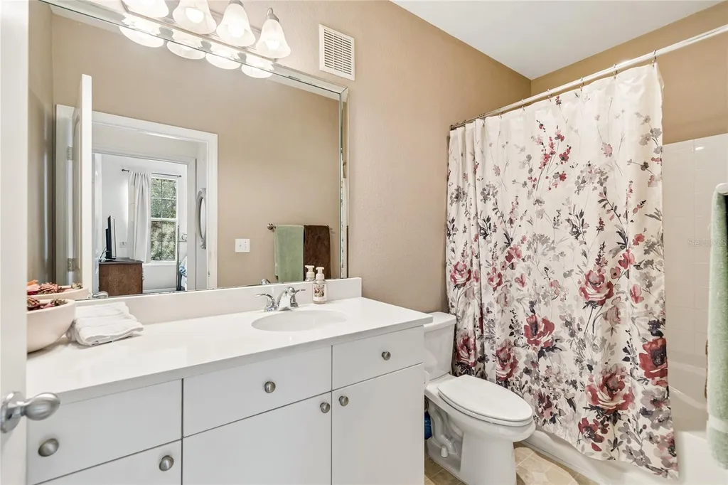 4221 W Spruce Street Tampa FL 33607