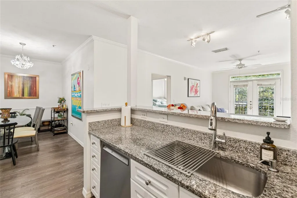 4221 W Spruce Street Tampa FL 33607