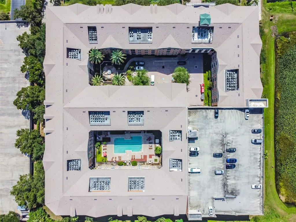 4221 W Spruce Street Tampa FL 33607