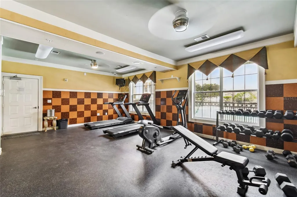 4221 W Spruce Street Tampa FL 33607