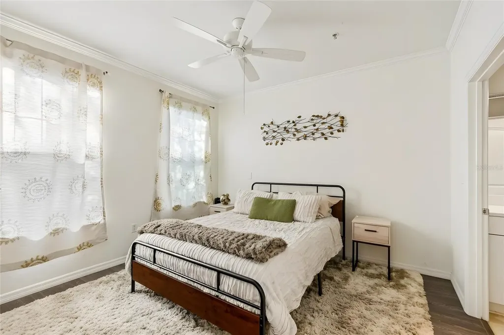 4221 W Spruce Street Tampa FL 33607