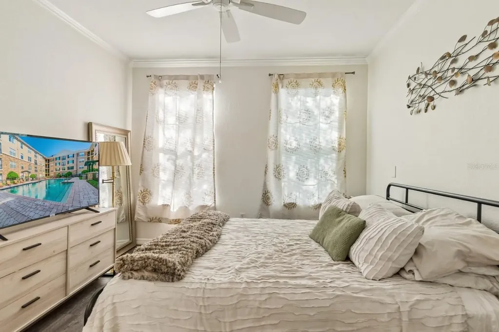 4221 W Spruce Street Tampa FL 33607