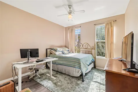 4221 W Spruce Street Tampa FL 33607