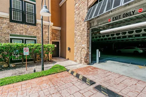 4221 W Spruce Street Tampa FL 33607