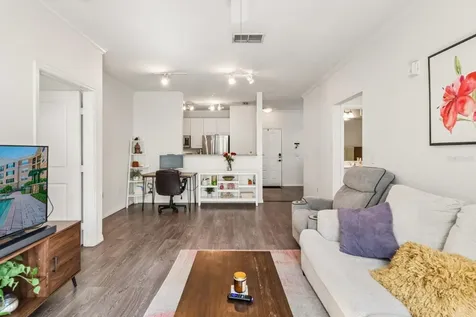 4221 W Spruce Street Tampa FL 33607