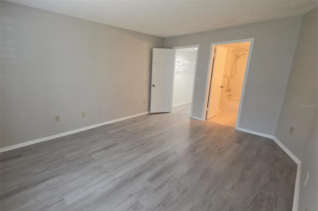 14662 Norwood Oaks Drive Tampa FL 33613