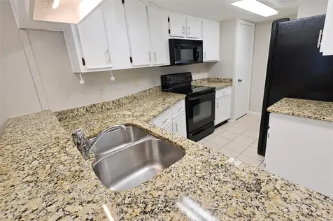 14662 Norwood Oaks Drive Tampa FL 33613