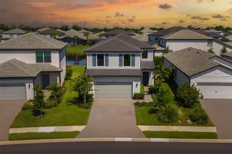 5752 Silverside Pine Court Bradenton FL 34211