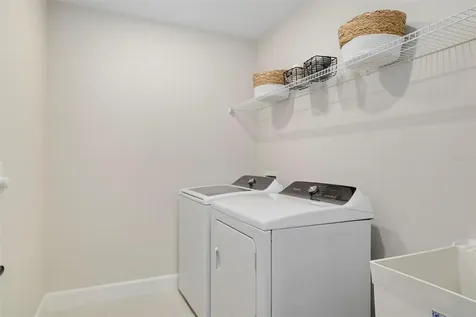 5752 Silverside Pine Court Bradenton FL 34211