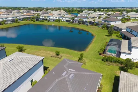 5752 Silverside Pine Court Bradenton FL 34211