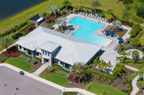 5752 Silverside Pine Court Bradenton FL 34211