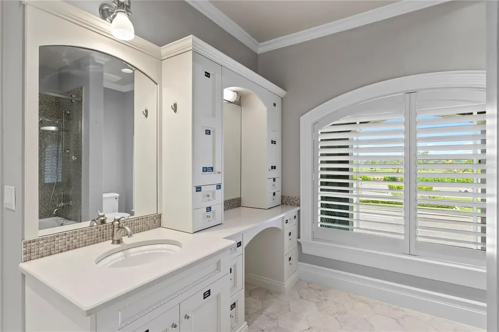 401 Snell Isle Boulevard NE St Petersburg FL 33704