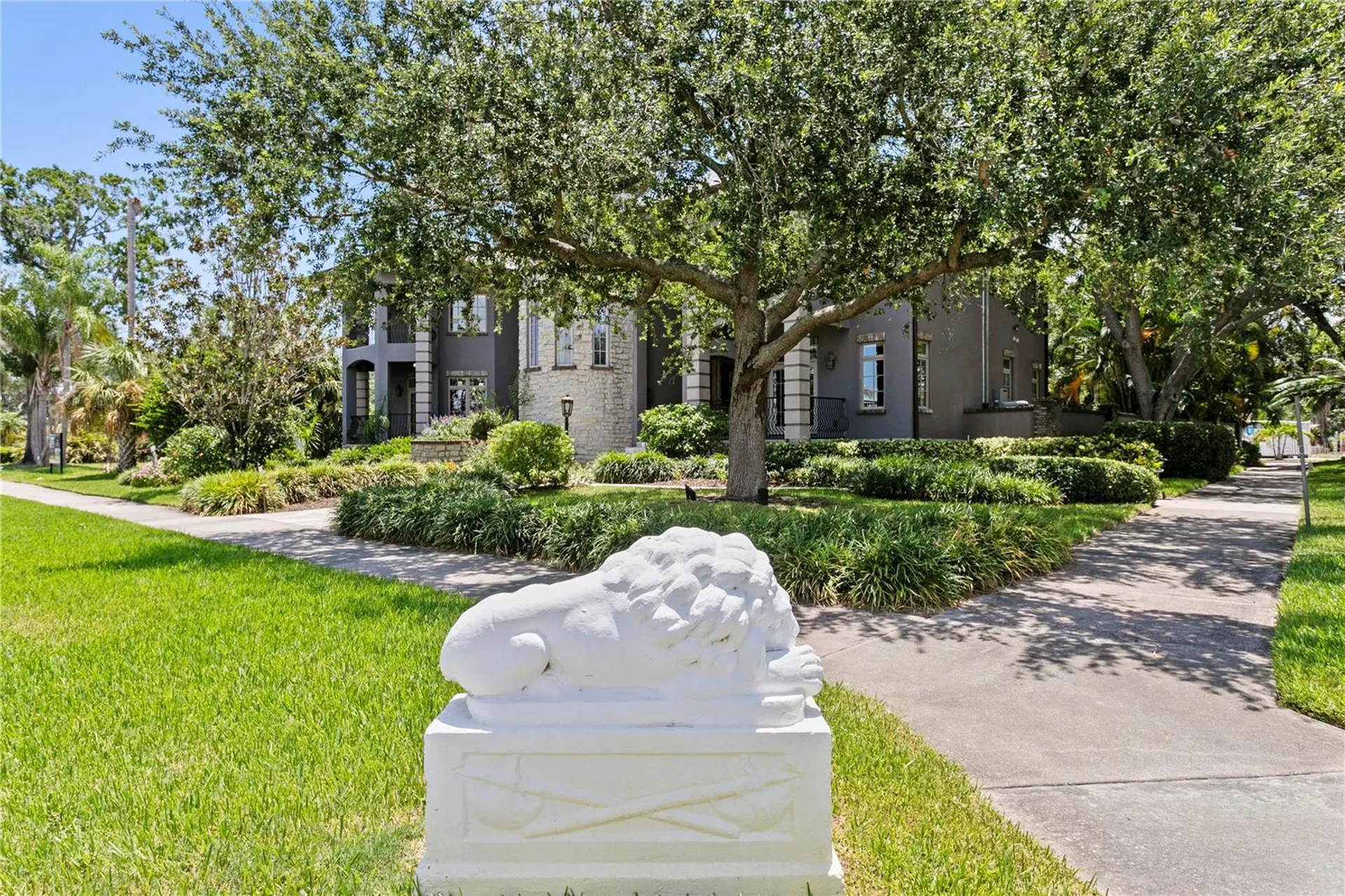 401 Snell Isle Boulevard NE St Petersburg FL 33704