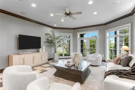 401 Snell Isle Boulevard NE St Petersburg FL 33704