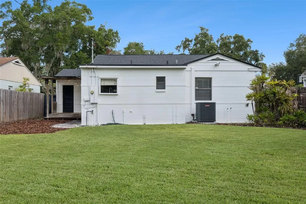 3365 Pelham Road Orlando FL 32803