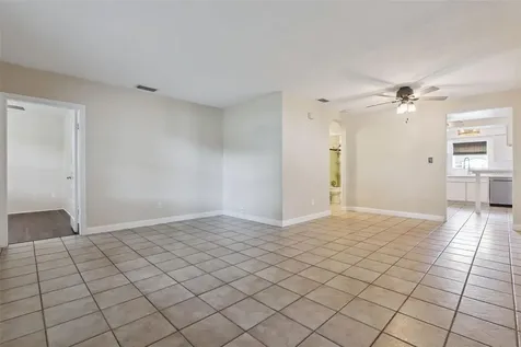 3365 Pelham Road Orlando FL 32803