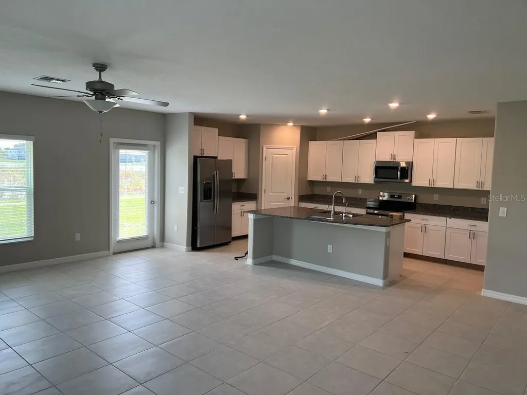 580 Royal Empress Drive Ruskin FL 33570