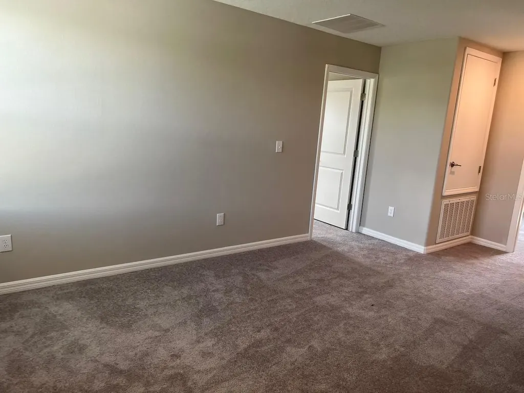 580 Royal Empress Drive Ruskin FL 33570