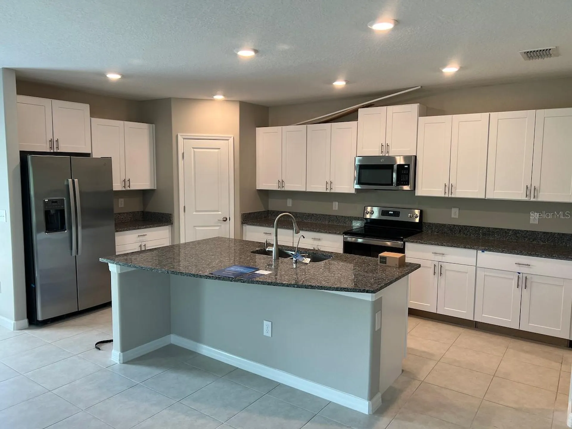 580 Royal Empress Drive Ruskin FL 33570