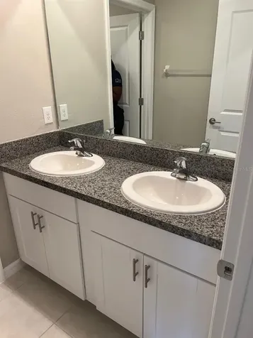 580 Royal Empress Drive Ruskin FL 33570