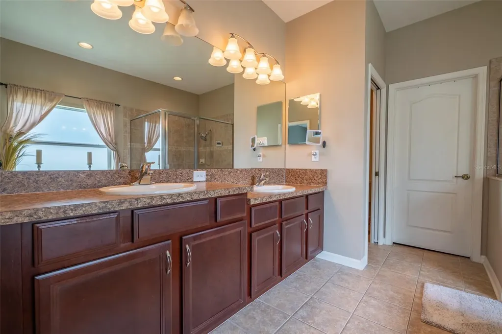 1809 Bonita Bluff Court Ruskin FL 33570