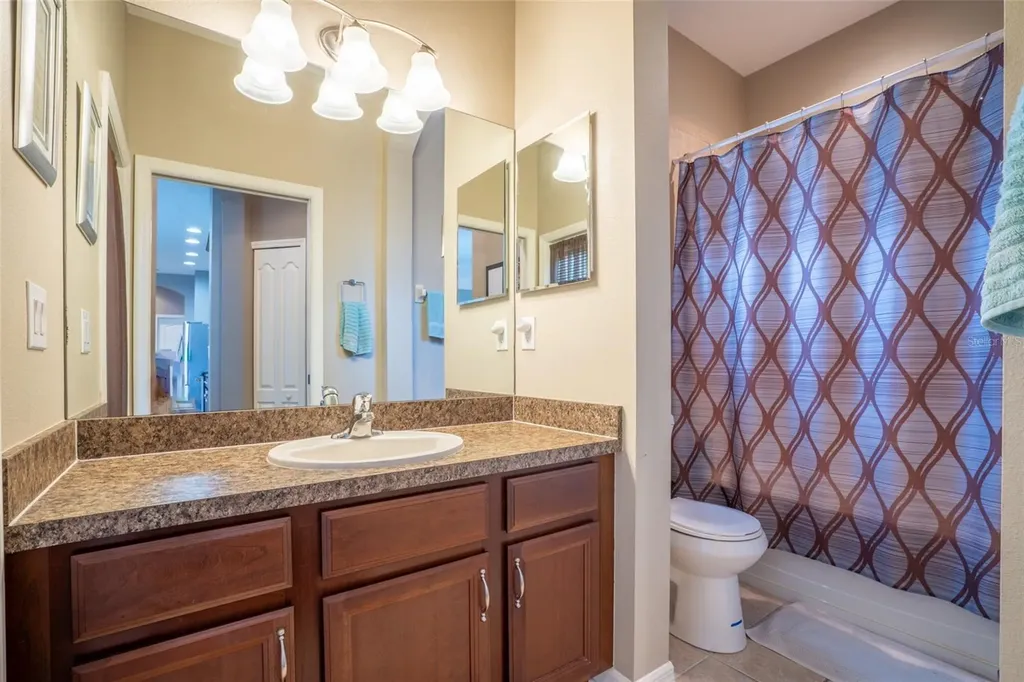 1809 Bonita Bluff Court Ruskin FL 33570