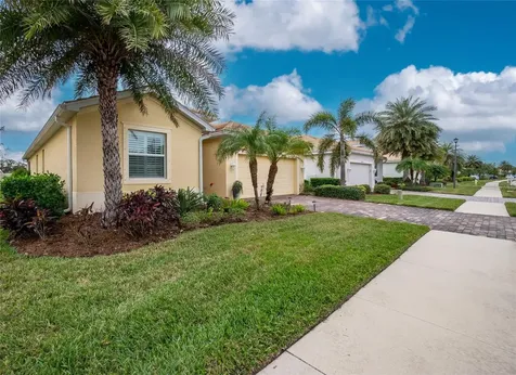 6139 Grand Cypress Boulevard North Port FL 34287