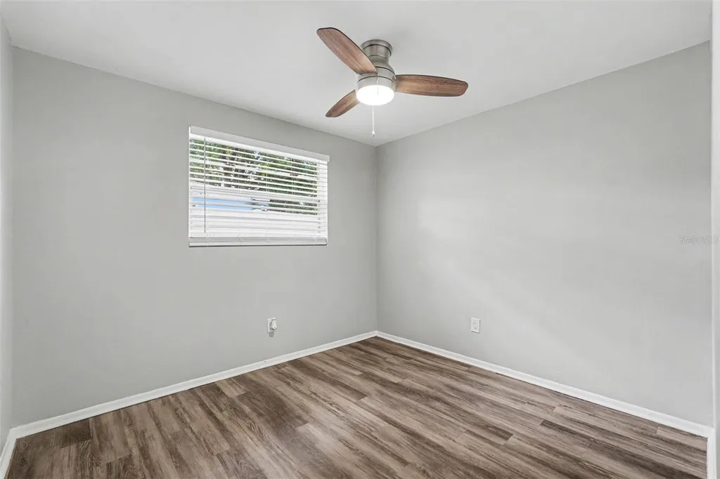 6404 Freedom Court Tampa FL 33634
