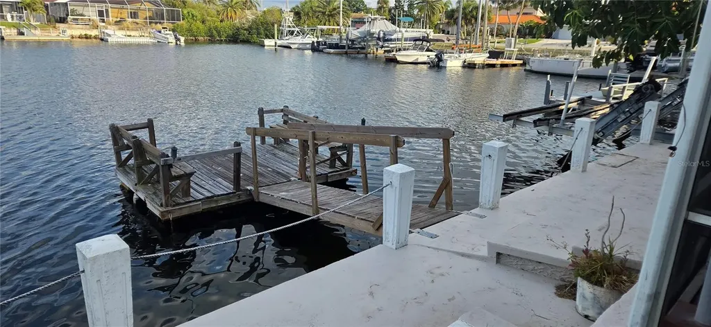 5308 Pilots Place New Port Richey FL 34652