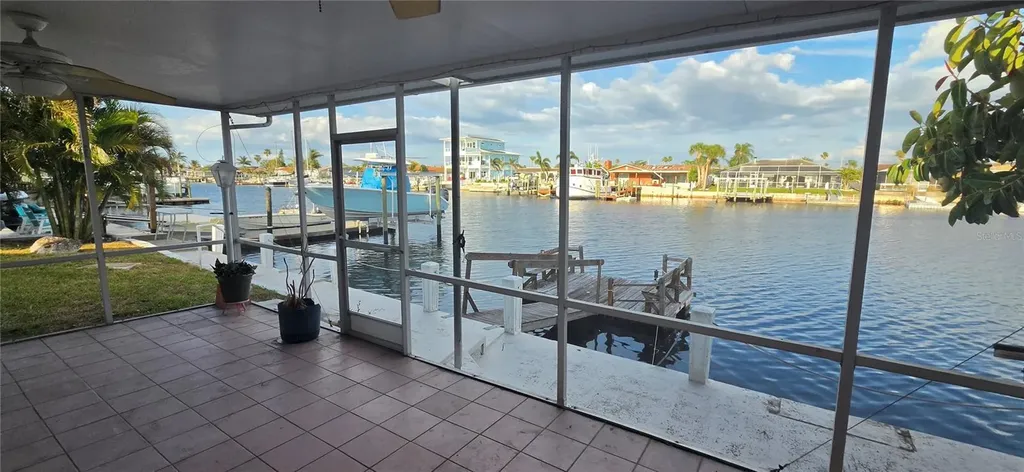 5308 Pilots Place New Port Richey FL 34652