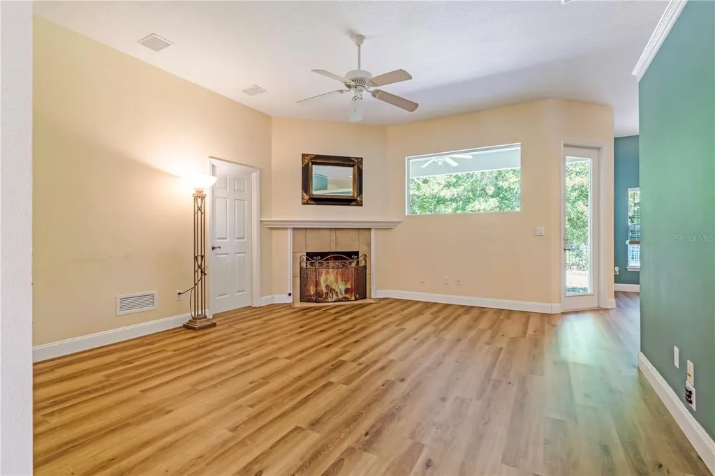 1085 Taylor Road E Deland FL 32724
