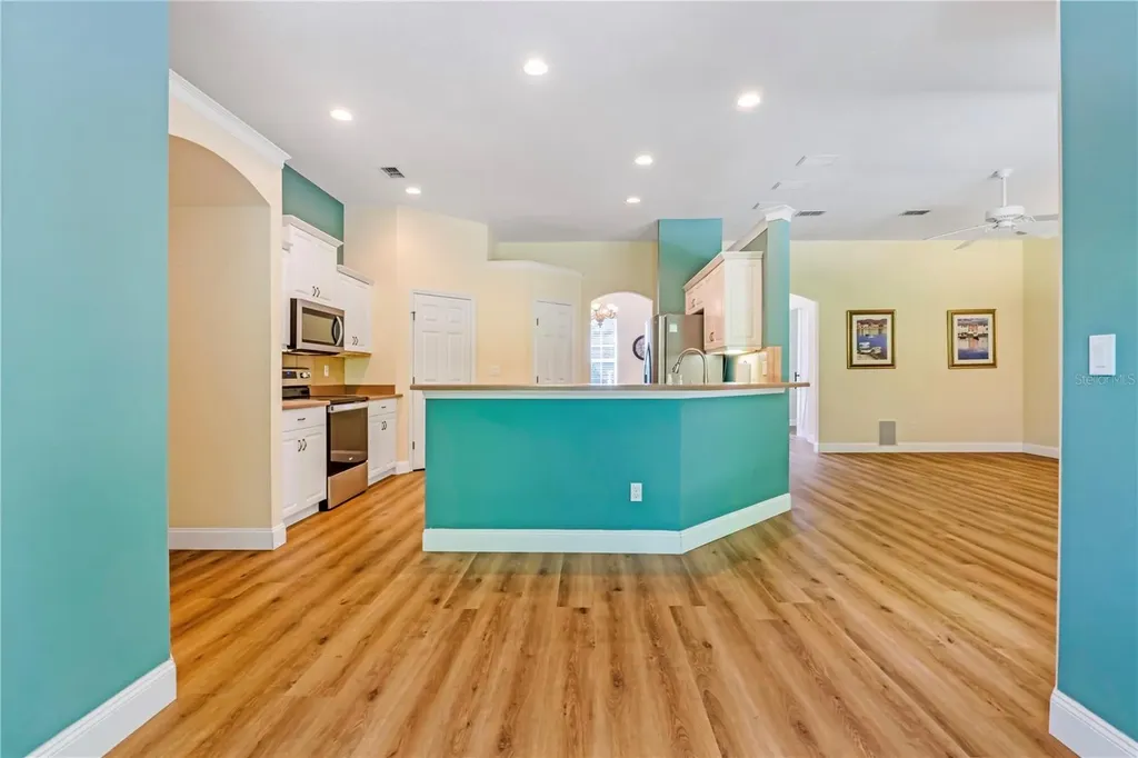 1085 Taylor Road E Deland FL 32724