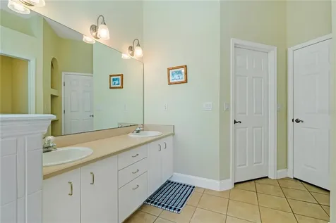1085 Taylor Road E Deland FL 32724
