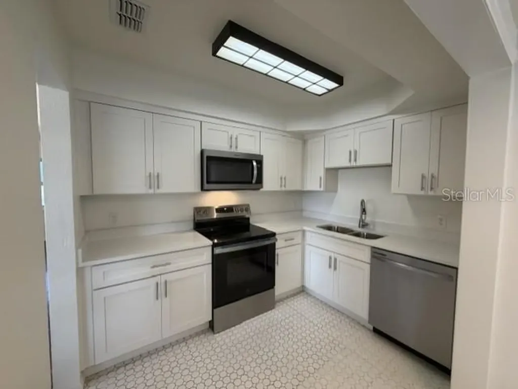 540 Francis Boulevard Lakeland FL 33801