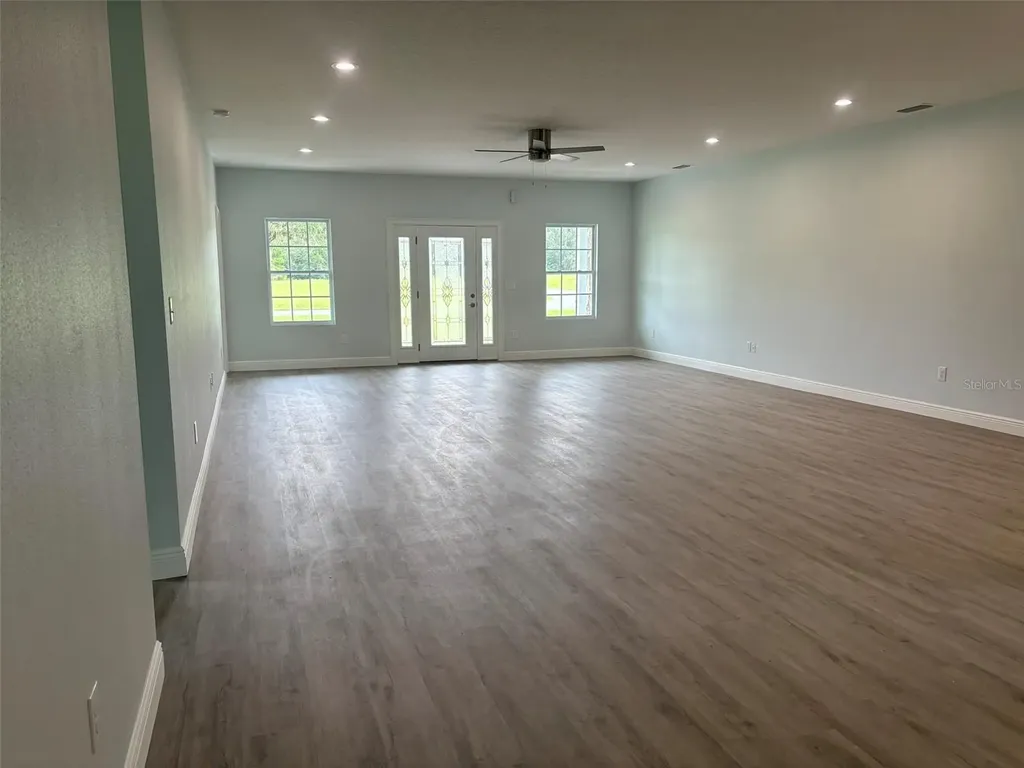 122 SW Scott Place Lake City FL 32024