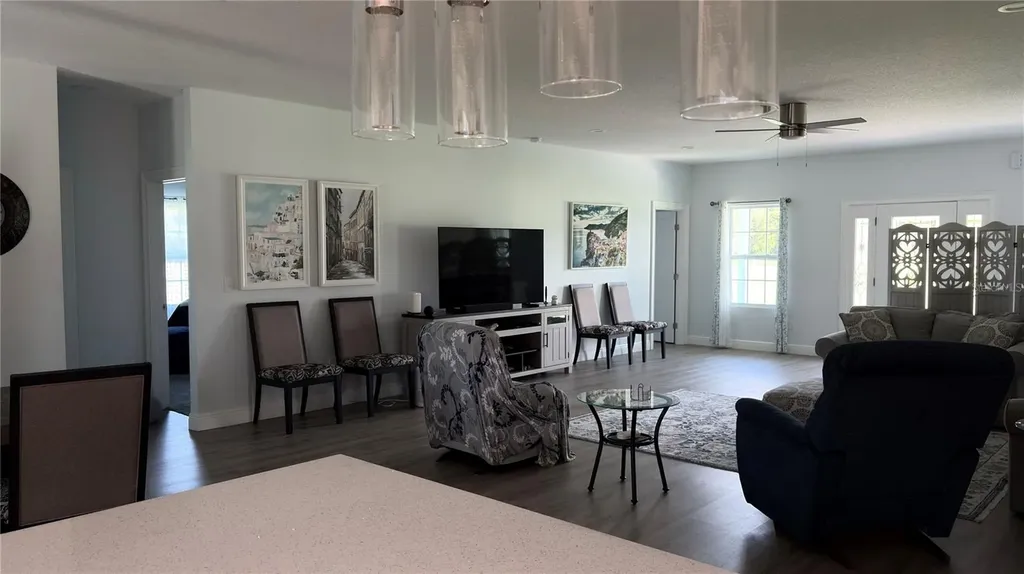 122 SW Scott Place Lake City FL 32024