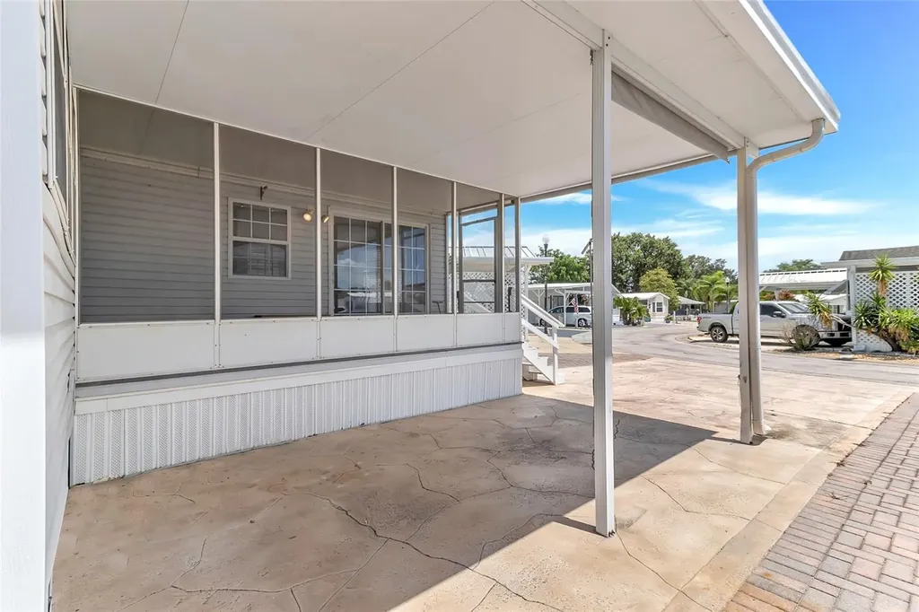 300 Sky Crest Loop Davenport FL 33837