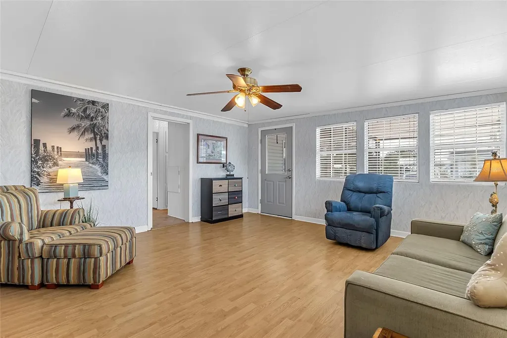 300 Sky Crest Loop Davenport FL 33837