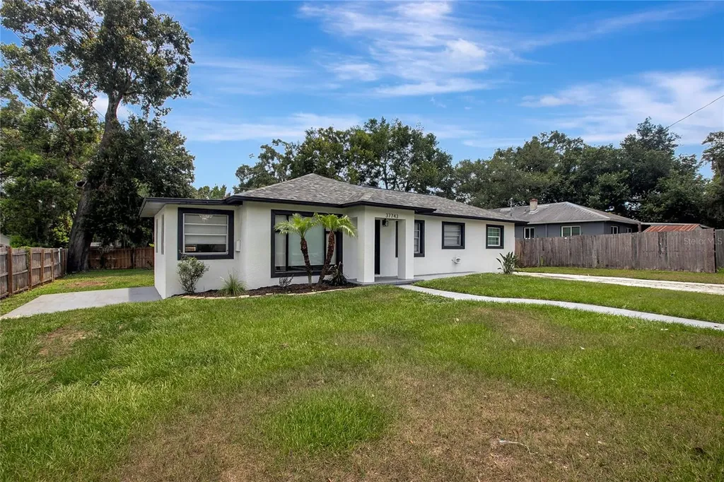37743 Florida Avenue Dade City FL 33525