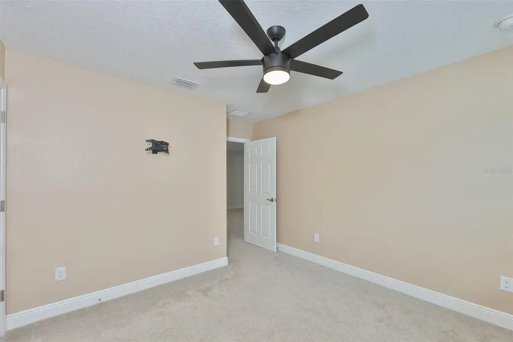 14661 Horse Trot Road Lithia FL 33547