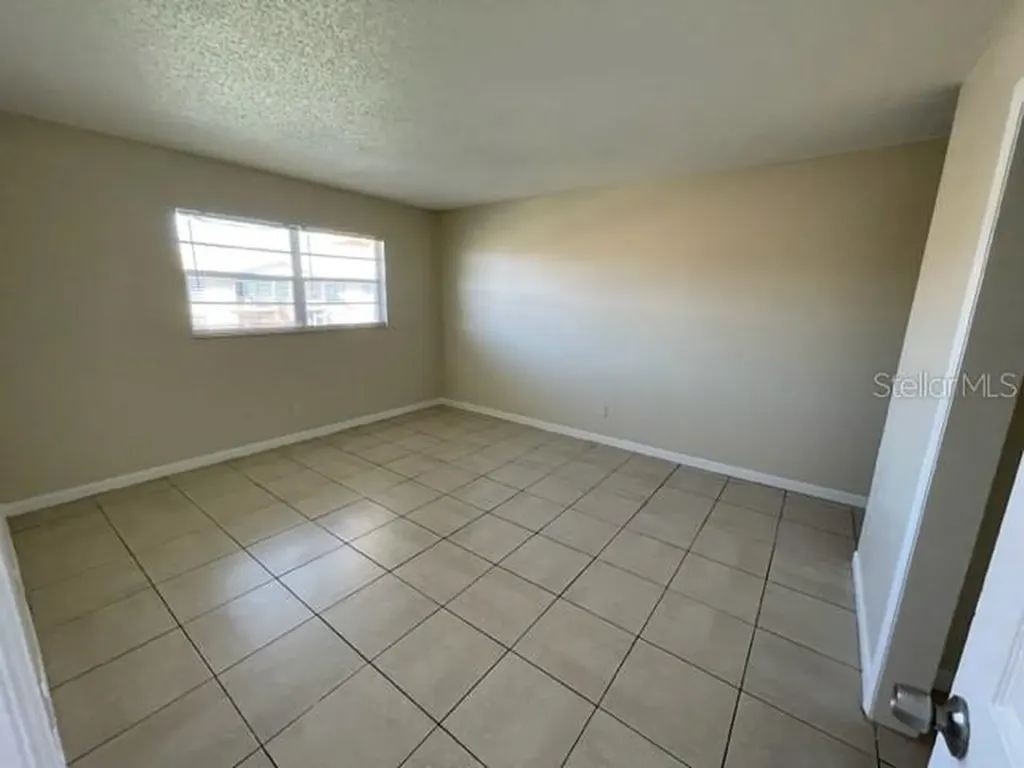 1813 Michigan Avenue Kissimmee FL 34744