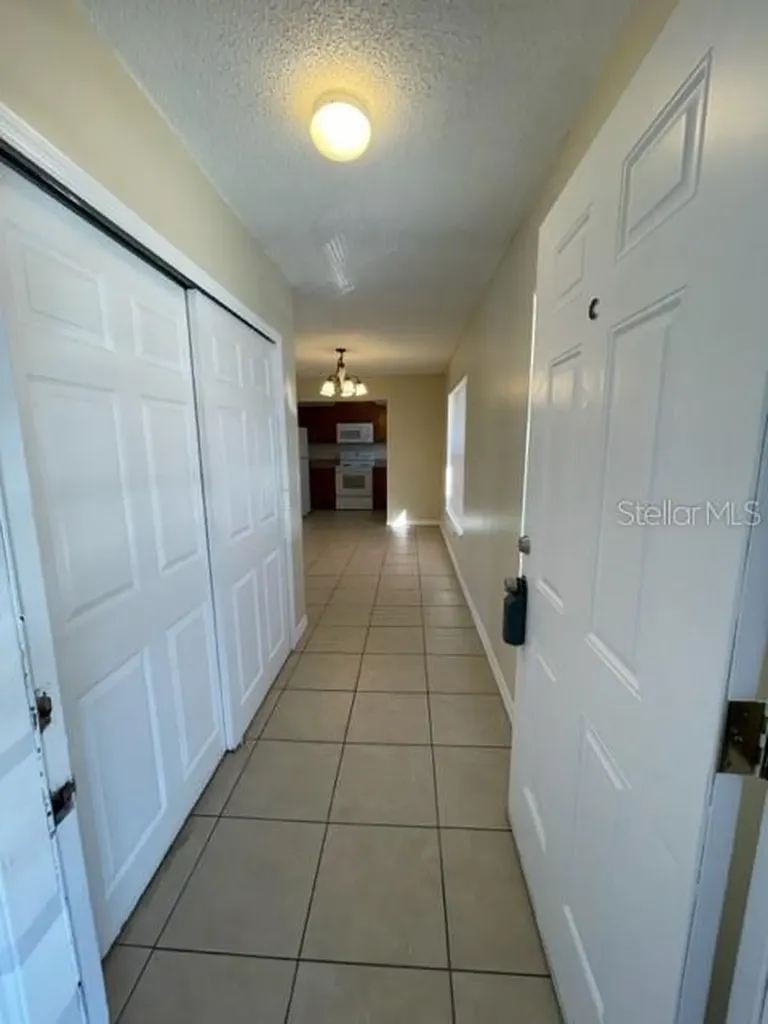 1813 Michigan Avenue Kissimmee FL 34744