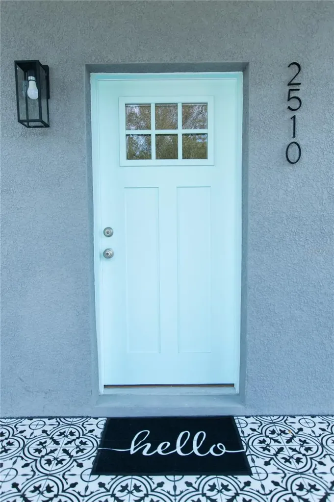 2510 16th Avenue N St Petersburg FL 33713