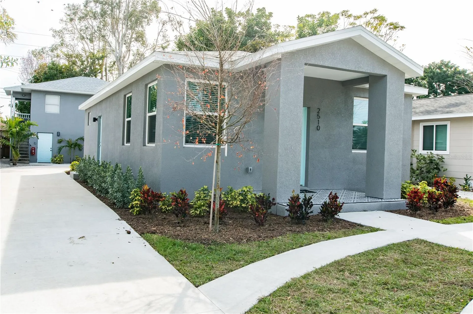 2510 16th Avenue N St Petersburg FL 33713