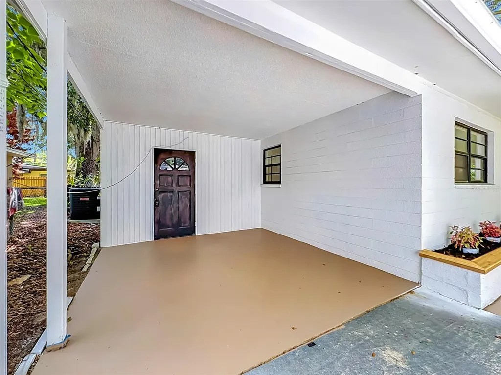 702 Avenue A Daytona Beach FL 32117