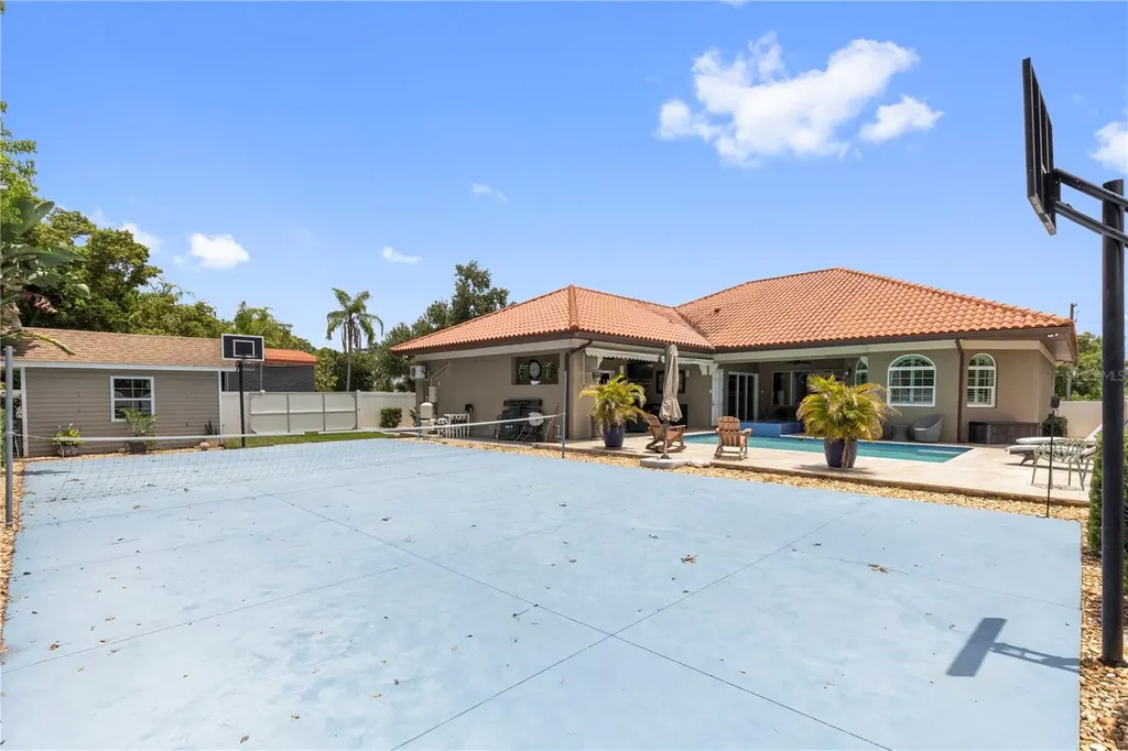 2101 W Bearss Avenue Tampa FL 33618