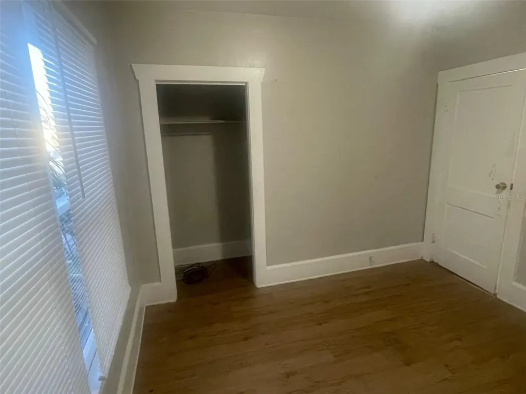 3944 14th Avenue S St Petersburg FL 33711