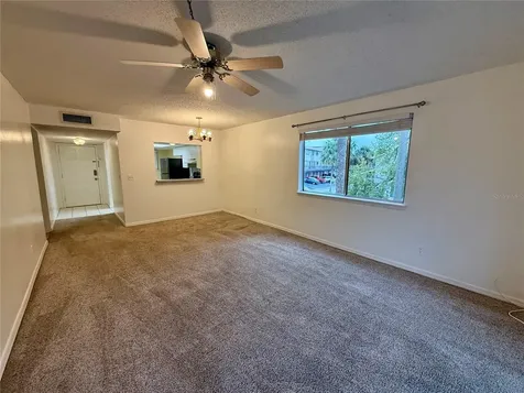 6320 Newtown Circle Tampa FL 33615