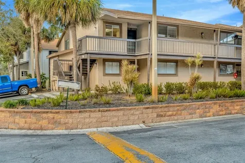 6320 Newtown Circle Tampa FL 33615