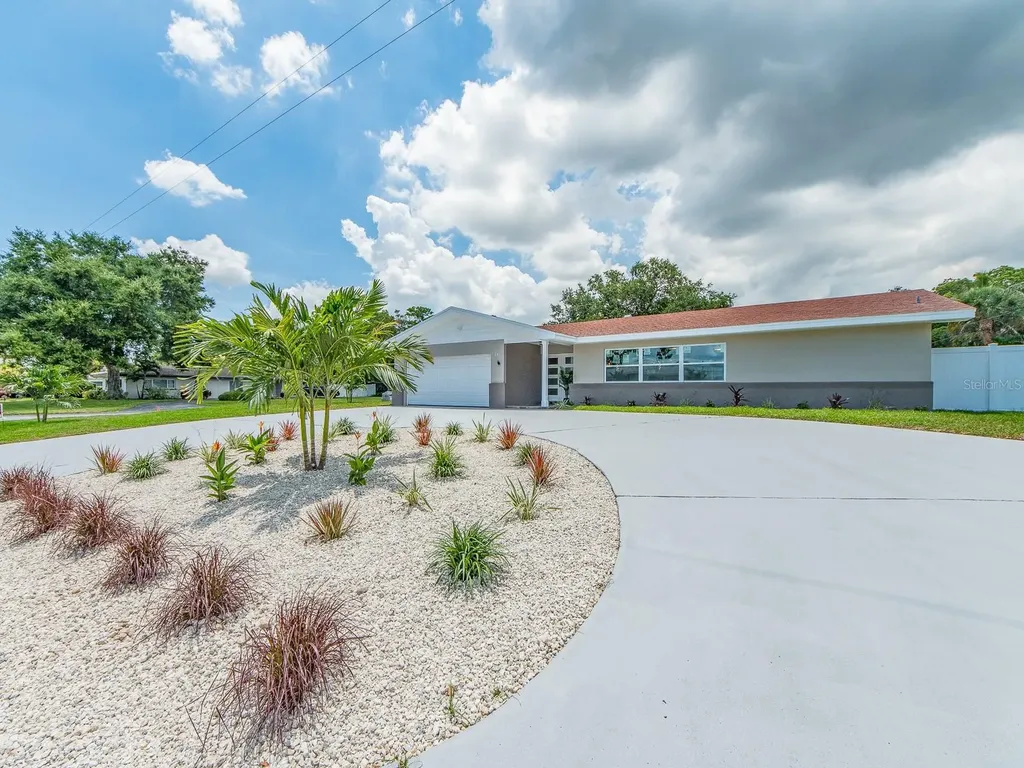 201 Harbor Bluff Drive Largo FL 33770